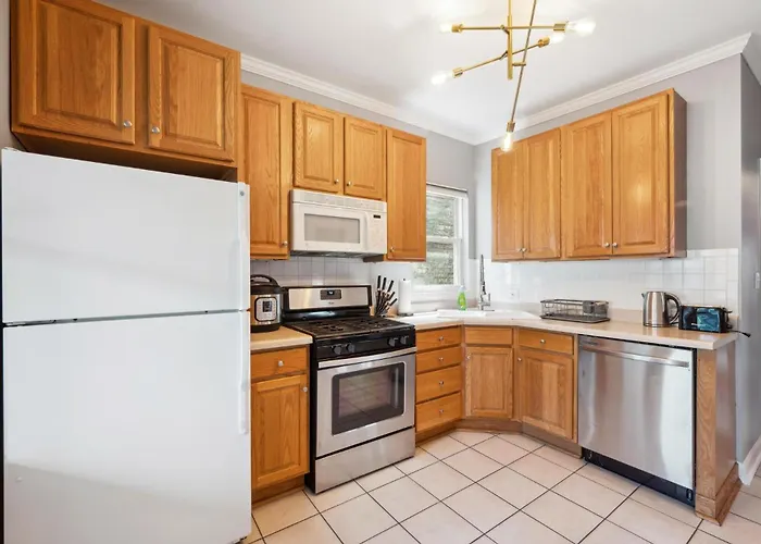 Wrigley 4br Home, Sleeps 10 *