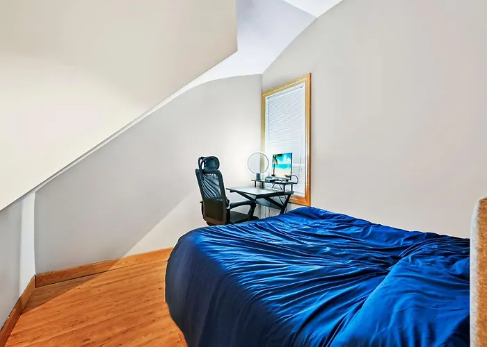 Wrigley 4br Home, Sleeps 10 Casa de férias Chicago
