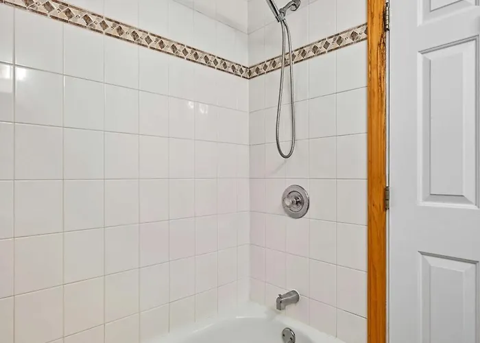 Wrigley 4br Home, Sleeps 10 Casa de férias *